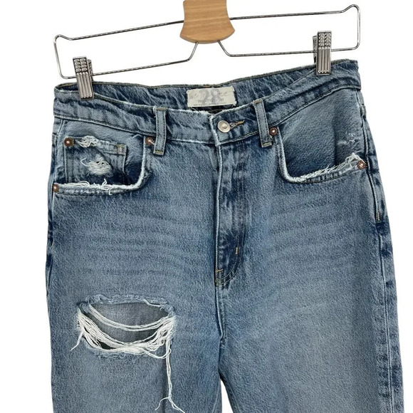 Free People Lita Light Wash Distressed High-Waisted Slim Leg Jeans Size 28 - Picture 3 of 14